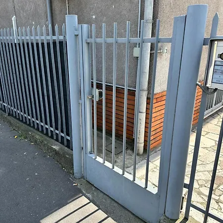 Airport Linate 아파트 밀라노